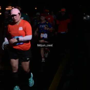 Runner Photo 7856090