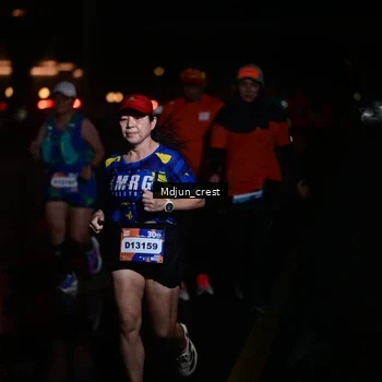 Runner Photo 7856102