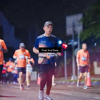 Runner Photo 7856120