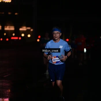 Runner Photo 7856156