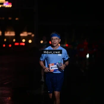Runner Photo 7856163