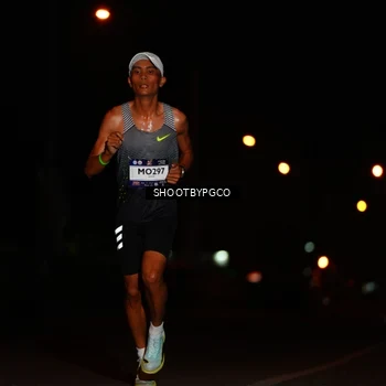 Runner Photo 7856166