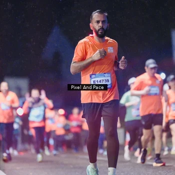 Runner Photo 7856173