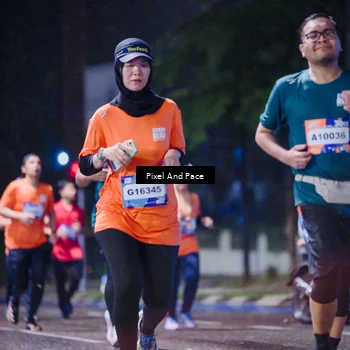Runner Photo 7856258