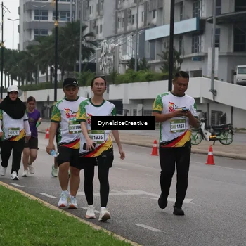 Runner Photo 7856263
