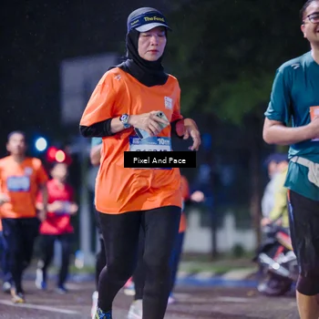 Runner Photo 7856292