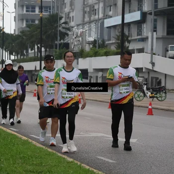 Runner Photo 7856300