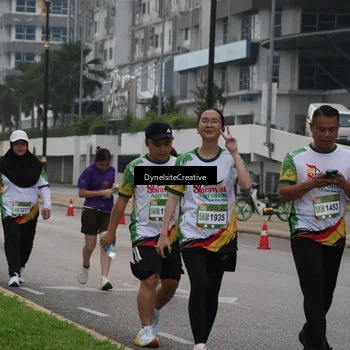 Runner Photo 7856315