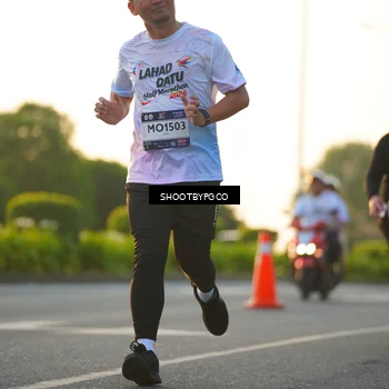 Runner Photo 7856320
