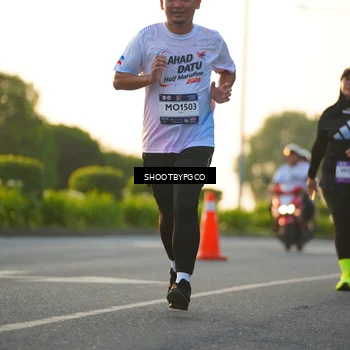Runner Photo 7856325