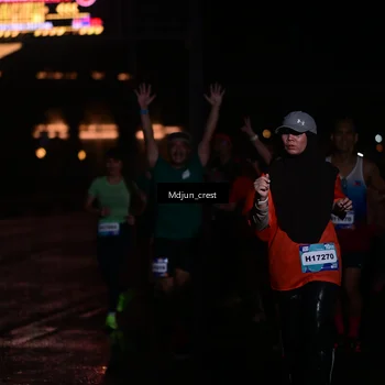 Runner Photo 7856333