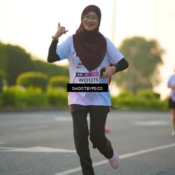 Runner Photo 7856344