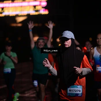 Runner Photo 7856345