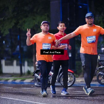 Runner Photo 7856348