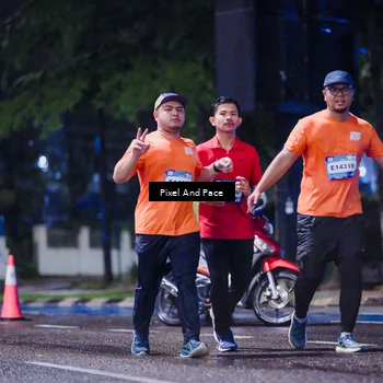 Runner Photo 7856354