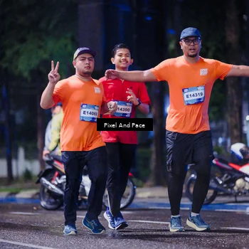 Runner Photo 7856356