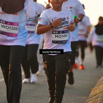 Runner Photo 7856413