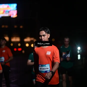 Runner Photo 7856424