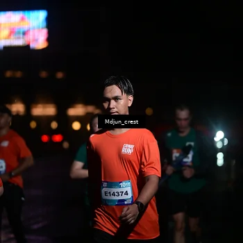 Runner Photo 7856426