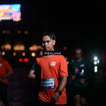 Runner Photo 7856428