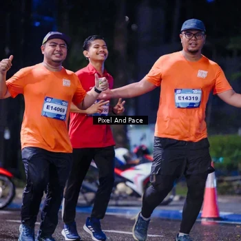 Runner Photo 7856433