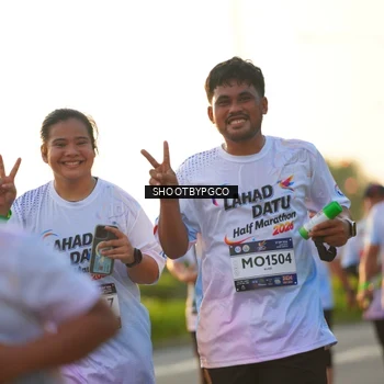 Runner Photo 7856436