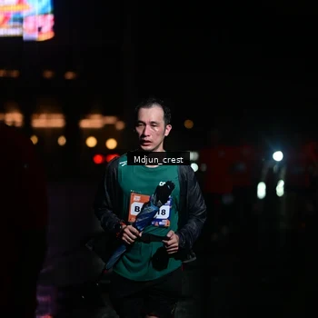 Runner Photo 7856441