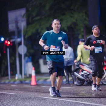 Runner Photo 7856447