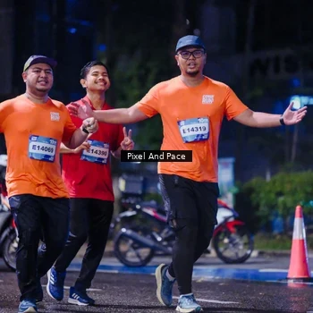 Runner Photo 7856450