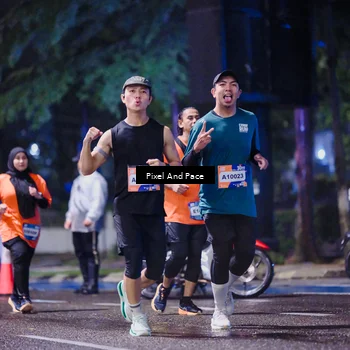 Runner Photo 7856476