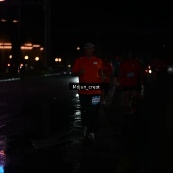Runner Photo 7856478