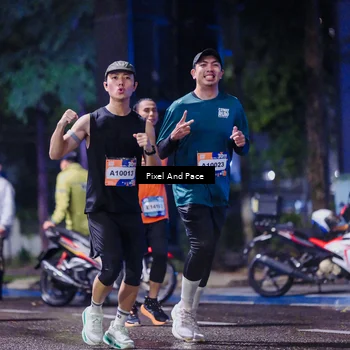 Runner Photo 7856479