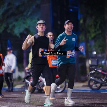 Runner Photo 7856493