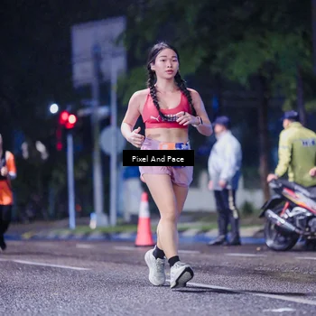 Runner Photo 7856511