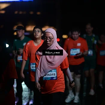 Runner Photo 7856559