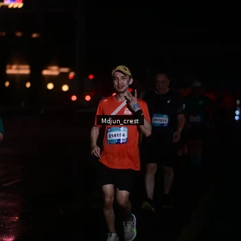 Runner Photo 7856595