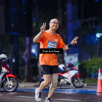 Runner Photo 7856624