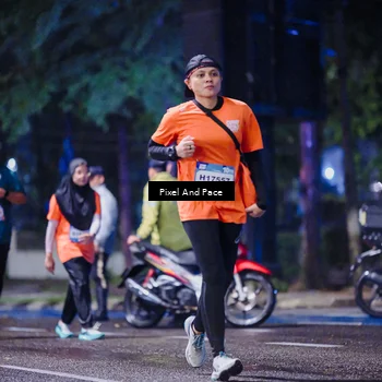 Runner Photo 7856639