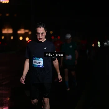 Runner Photo 7856640
