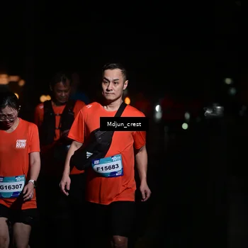 Runner Photo 7856642