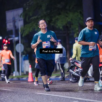 Runner Photo 7856644
