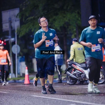 Runner Photo 7856651