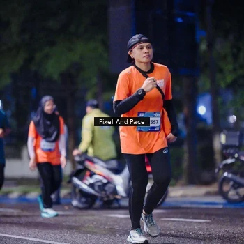 Runner Photo 7856654