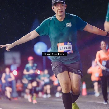 Runner Photo 7856689