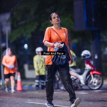 Runner Photo 7856696