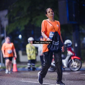 Runner Photo 7856699