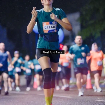 Runner Photo 7856704
