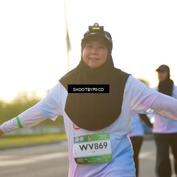 Runner Photo 7856736