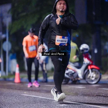 Runner Photo 7856739