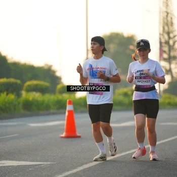 Runner Photo 7856758